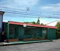 Casas en Grecia | PLAZA PINOS - GRECIA- UBICACIÓN PERFECTA