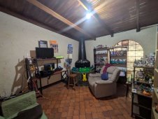 Casas en Sabanilla | id #39035 Venta Casa con tres apartamentos de alquiler
