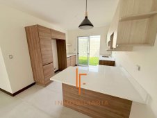 Casas en Cartago | Casa en Condominio en Cartago cerca de Salida a San José