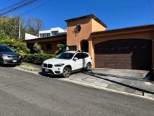 Casas en Pozos | Venta de Casa en Praderas del Sol, Santa Ana