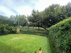 Casas en Escazú | Casa contemporánea en Guachipelín, Escazú – $550,000