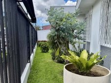Casas en Barrio Escalante | Se vende casa esquinera en Barrio Escalante