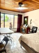 Casas en Escazú | Venta de Dos Casas para Remodelar Escazú Costa Rica